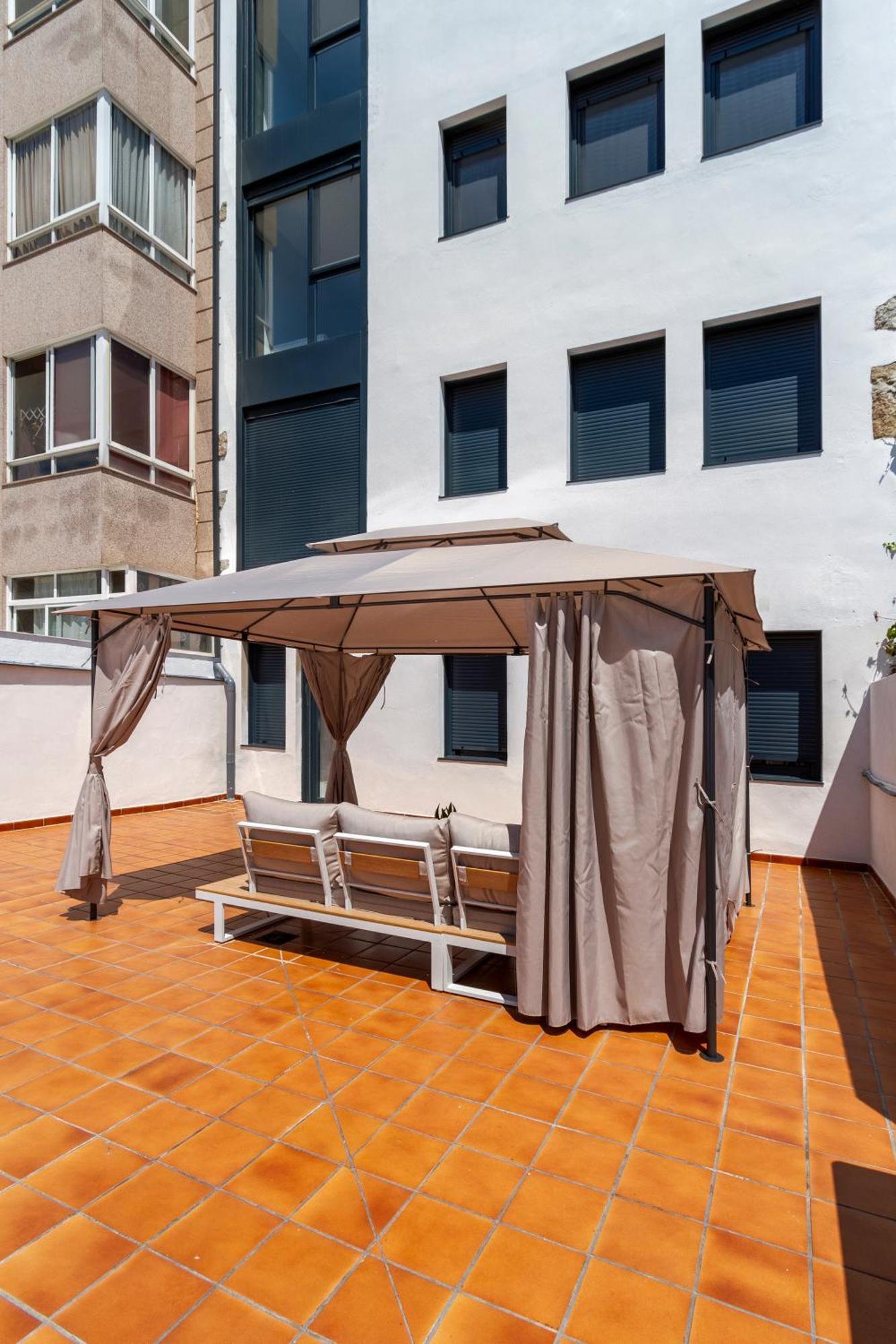Urbanfive Apartamentos Ourense Centro Exterior foto